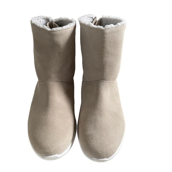 COLE Haan  Studio Grand  waterproof
Pull on boot dove suede/Faux shearling 7B - Picture 5 of 9